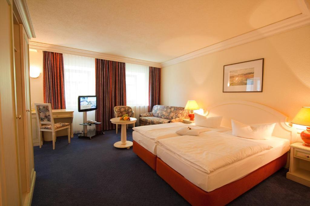 Hotel Weisses Ross Marienberg Room photo